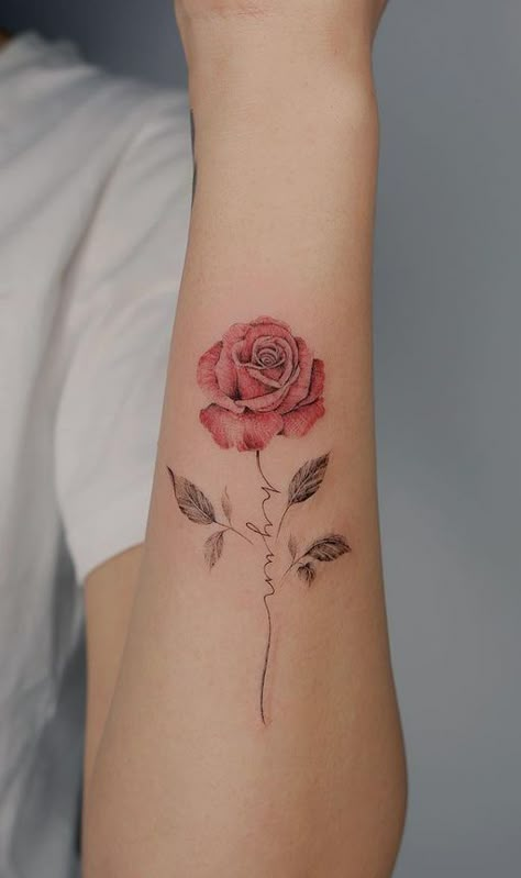 Feed Your Ink Addiction With 50 Of The Most Beautiful Rose Tattoo Designs For Men And Women|#tattoo #handtattoo #tattoos #rosetattoo #tattoorose 46 Rose Stem Tattoo, Rose Tattoo With Name, Rosen Tattoo Frau, Simple Crown, Single Rose Tattoos, Simple Rose Tattoo, Rose Tattoo On Arm, Rose Simple, Pink Rose Tattoos