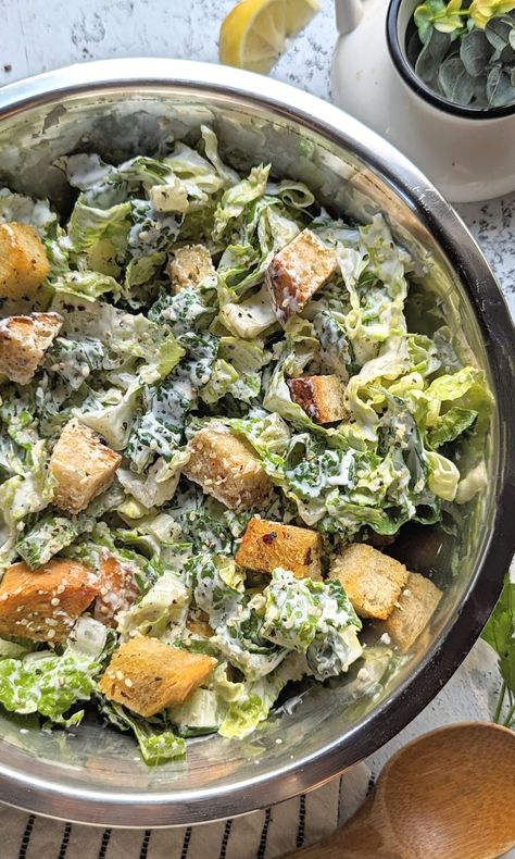 Vegetarian Ceaser Dressing, Vegetarian Caesar Dressing, Vegetarian Caesar Salad, Ceased Salad, Creamy Caesar Salad, Vegetarian Appetizers Easy, Easy Delicious Appetizers, Caesar Dressing Recipe, Garlic Garlic