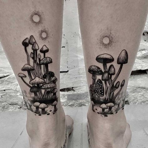 Cluster Tattoos, Mushroom Cluster, 16 Tattoo, Mushroom Tattoo, Occult Tattoo, Mushroom Tattoos, Skeleton Hand Tattoo, Inspiration Tattoos, Skin Art