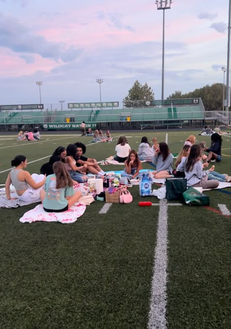 #classof2024 #seniorsunrise #seniors football field #school #picnic ! Field Day Aesthetic, School Activities Aesthetic, Senior Last Day Of School Ideas, School Events Aesthetic, High School Field Day, School Club Aesthetic, Senior Field Day, School Activities Highschool, Pta Event Ideas