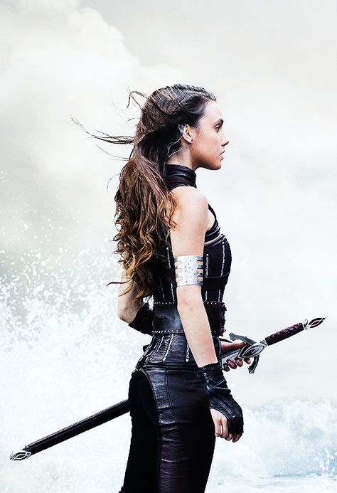 Amberle Elessedil. #shannara Amberle Elessedil, Poppy Drayton, The Shannara Chronicles, Shannara Chronicles, Frank Zhang, Fighter Girl, Jason Grace, The Folk Of The Air, Folk Of The Air