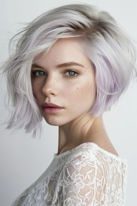 41+ Bixie (Pixie Bob) Haircut Ideas Lavender Bob, Bixie Colour, Bixie Haircut, Color Cobrizo, Vintage Curls, Medium Box Braids, Golden Blonde Highlights, Pixie Bob Haircut, Soft Lavender