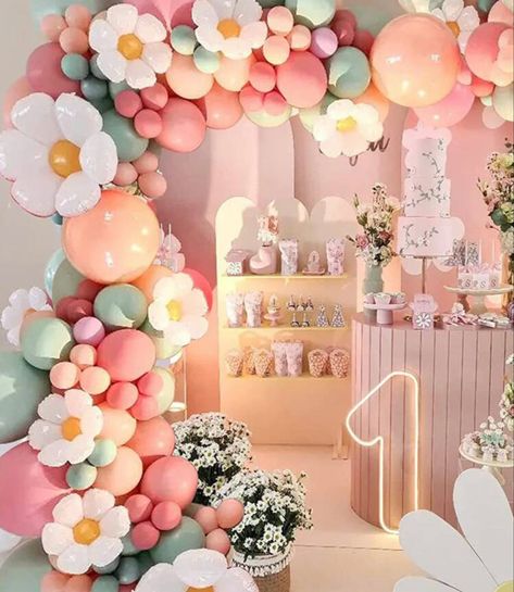 Groovy Party Decorations, Pink Balloon Arch, Groovy Party, Flower Birthday Party, Baby Birthday Themes, 1st Birthday Party Themes, Spring Birthday, Spring Baby Shower, Birthday Party Theme Decorations