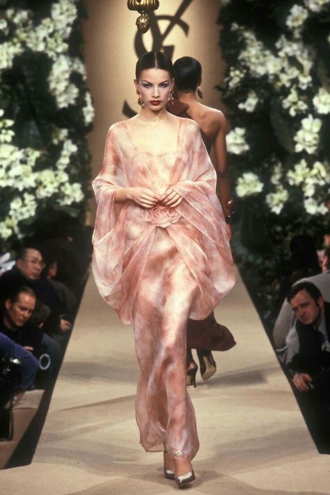 Ysl Runway, Vintage Runway Fashion, Ysl Dress, Yves Saint Laurent Dress, Saint Laurent Haute Couture, Yves Saint Laurent Couture, Saint Laurent Dress, 90s Runway Fashion, Runway Fashion Couture