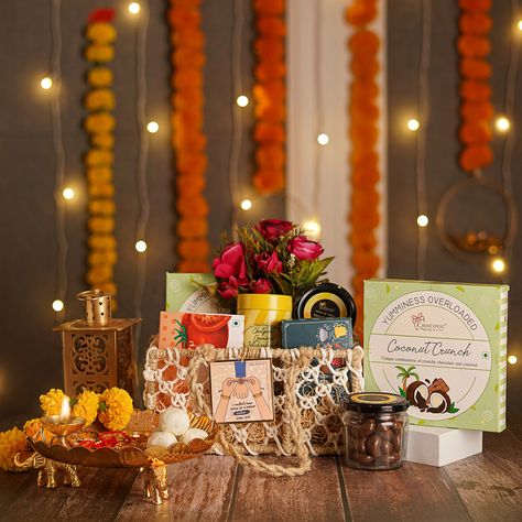 Corporate Diwali Gift For Employees, Workers, Clients Diwali Shoot, Diwali Aesthetic, Diwali Gift Ideas, Diwali Story, Coconut Crunch, Diwali Hampers, Corporate Diwali Gifts, Diwali Ideas, Jute Handbags