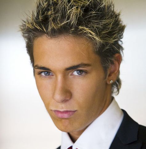 2000s Hairstyles, Middle Part Hairstyles, Mens Hairstyles Medium, Spiked Hair, Cool Hairstyles For Men, 90s Hairstyles, Funky Hairstyles, Mens Haircuts Short, Best Short Haircuts