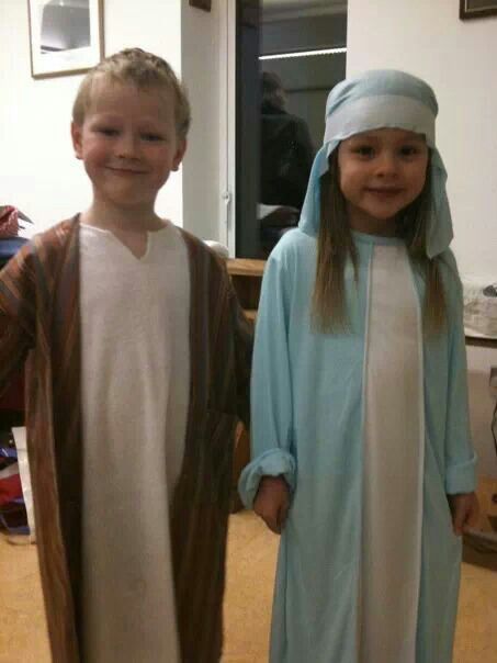 Joseph And Mary Costume, Mary Nativity Costume Diy, Diy Mary And Joseph Costumes, Mary And Joseph Costumes, Joseph Costume, Shepherd Costume, Christmas Skits, Mary Costume, Saint Costume