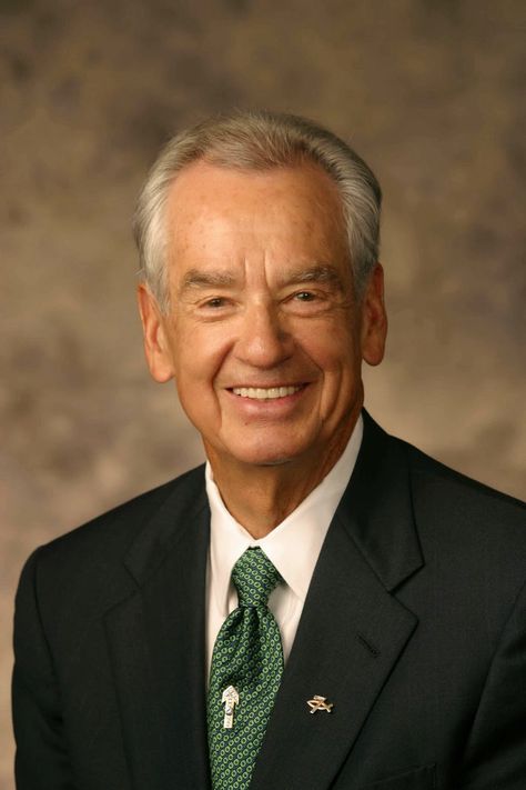 Zig Ziglar Zig Ziglar Quotes, Famous Motivational Quotes, Network Marketing Quotes, Ladder Of Success, Most Famous Quotes, Inspirational Speaker, Zig Ziglar, Great Leaders, Bestselling Books