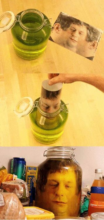 Cool Idea for a hallowe'en party! Easy and affordable DIY Stacked Cauldron Decoration Ideas, College Pranks, Cosplay Crafts, Goth Diy, Head In A Jar, Läskig Halloween, Jar Food, Halloween Fest, Diy Jul