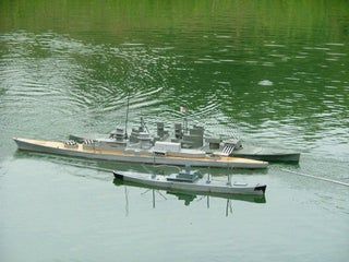 Ship In Bottle, Model Warships, Scale Model Building, Scale Model Ships, Model Railway Track Plans, Model Ship Building, Wooden Ship Models, Wooden Boat Plans, Wooden Ship