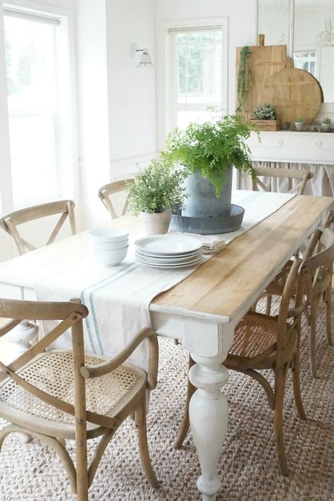 Modern Farmhouse Dining Room Decor, Rustic Farmhouse Dining Room, Farmhouse Style Dining Room, Farmhouse Dining Rooms Decor, Modern Farmhouse Dining Room, Farmhouse Dining Room Table, Modern Farmhouse Dining, Dining Room Table Decor, Rustic Dining Room