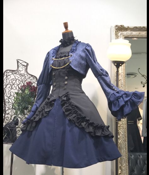 Gaun Abad Pertengahan, Cute Short Dresses, Lolita Outfits, Old Fashion Dresses, 여자 패션, Fashion Design Clothes, Fantasy Clothing, Cosplay Outfits, Lolita Dress