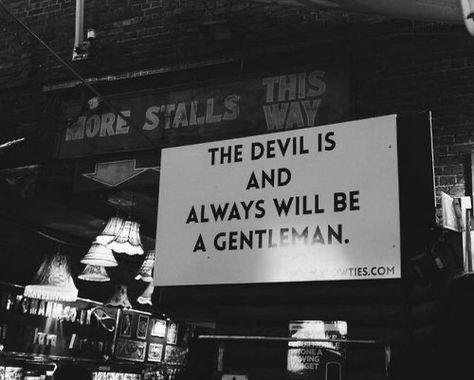 Bonnie Parker, A Gentleman, Foto Vintage, Empath, The Devil, Grunge Aesthetic, A Sign, The Words, Writing Prompts