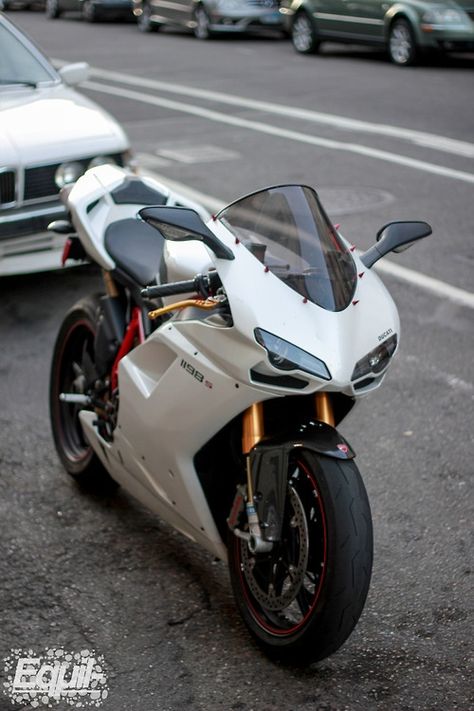 Moto Sepeda Motor Sport, Ducati 848 Evo, Ducati 1198, Ducati Motor, Ducati 848, Custom Sport Bikes, Fast Bikes, Ducati Motorcycles, Ducati Panigale