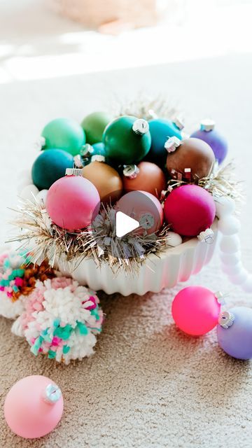 Jessica Grant on Instagram: "🤯🤯🤯🤯🤯🤯 I still can’t believe they turned out SO good🎄 Save & Share this Christmas ornament balloon hack !! All you need is a few sets of ball ornaments + balloons. You can even recover old ornaments if your style has changed 😉. I used Dollar Tree metallic & pearlescent packs of balloons- plus a few random ones I had leftover from other parties this year - and turned them into the dreamiest easy-to-make set of colorful DIY ornaments 🤩 Here’s how : * Remove the top from a ball ornament * Cut off the neck of a deflated balloon * Carefully stretch the opening around the ornament (this part takes a few tries to get the hang of 😅) and pull it up the sides until it covers the whole thing * Replace the top of the ornament, tie a ribbon, and hang Tip: I starte Christmas Ornaments With Balloons, Balloon Ornament Hack, Balloon Covered Ornaments, Deflated Balloon, Balloon Hacks, Old Ornaments, How To Tie Ribbon, Bouncy Ball, Diy Ornaments