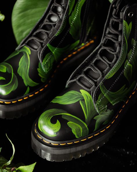 Created for Dr Martens january creative competition with the theme of 'refresh', a hand painted leafy pattern adorns this pair   #botanicalart #darkcottagecore #customized #darkacademia #gothicwedding #gardengoth Hand Painted Boots Diy, Custom Dr Martens, Leafy Pattern, Boots Diy, Dr Martens Style, Clothing Projects, Doc Martin, Shoe Ideas, Try New Things