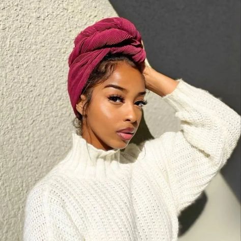 head wrap style on black hair Portrait Photo Ideas, Hijab Turban Style, Curly Natural Hair, Headwrap Hairstyles, Estilo Hijab, Hair Wrap Scarf, Head Wrap Styles, Mode Turban, Hair Scarf Styles