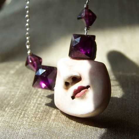 Small Face, Face Pendant, Clay Face, Face Jewellery, Face Necklace, Doll Jewelry, Fimo Clay, Antique Buttons, Ceramic Jewelry