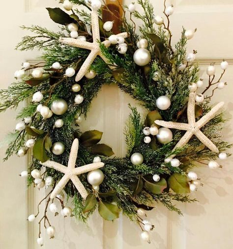 Coastal Christmas Mantle Decor, Seashell Christmas Wreath, Coastal Christmas Wreaths Front Doors, Beach Christmas Wedding, Costal Christmas Decor House, Coastal Christmas Table, Beachy Wreath, Beach Christmas Decor, Beachy Christmas Decor