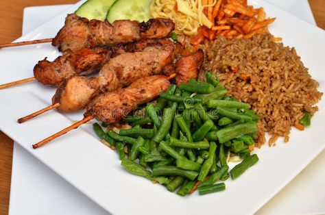 Chicken sate with fried rice. Traditional suriname food, chicken sate with fried , #SPONSORED, #fried, #rice, #Chicken, #sate, #food #ad Suriname Food, Fish Stew, Food Chicken, Dutch Recipes, People Food, Fried Chicken Recipes, Food Pin, Food Tours, Travel Food