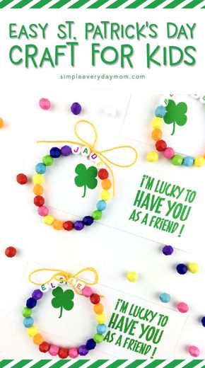 Easy St. Patricks Day Crafts For Kids | Make these fun rainbow bracelets and use the free printable to create St. patrick's day favors for your child to hand out! #stpatricksday #craftsforkids #kidscrafts Sant Patrick, St Patricks Day Crafts, March Crafts, St Patricks Crafts, St Patricks Day Crafts For Kids, Free Printable Crafts, St Patrick Day Activities, Diy Rainbow, St Patrick's Day Crafts