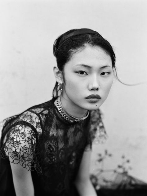 Sijia Kang | Premier Model Management Sijia Kang, Chinese Female, Female Face Drawing, 100 Heads, Face Drawing Reference, Linda Evangelista, Claudia Schiffer, Christy Turlington, Cindy Crawford