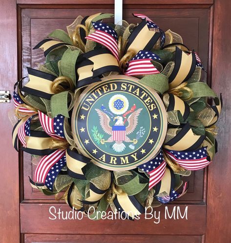 Veterans Wreath, Army Wreath, Army Christmas, Military Crafts, Army Crafts, Military Wreath, Army Party, Summer Mesh Wreaths, Military Decor