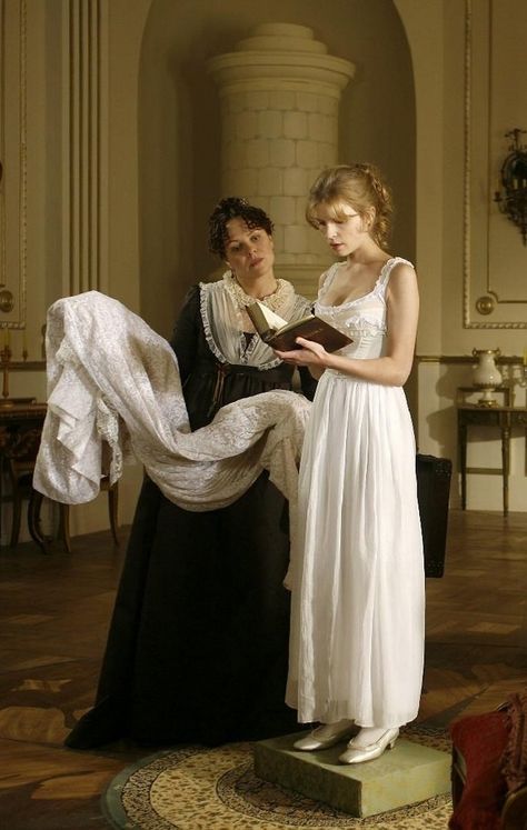 War and Peace 2007 - Natasha Rostova Era Core, Royal Au, Clemence Poesy, Regency Era Fashion, Period Clothing, Royalty Aesthetic, Regency Romance, Regency Fashion, Lily James