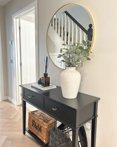 Navy Blue Console Table Entryway, Entryway Console With Mirror, Small Black Entryway Table, Black Entryway Table Decor, Luxury Console Entrance, White Console Table Entryway, Black Console Table Entryway, Black Console Table Decor, Entryway Table Black