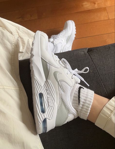 Nike Air Max Aesthetic, Air Max Excee Outfits, Nike Air Max Excee Outfits, White Shoes Aesthetic, Airmax Excee, 2025 Motivation, Nike Workout Shoes, Air Max Style, Sports Outfit