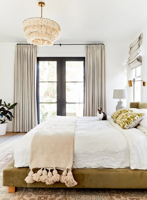 Our Top 10 Renovation AND Decoration Mistakes To Avoid - Emily Henderson | home renovations, interior design ideas Emily Henderson Bedroom, Emily Henderson Design, Neutral Bedroom Decor, Emily Henderson, Design Rules, Bedroom Refresh, Master Bedrooms Decor, Guest Bedrooms, Bedroom Aesthetic