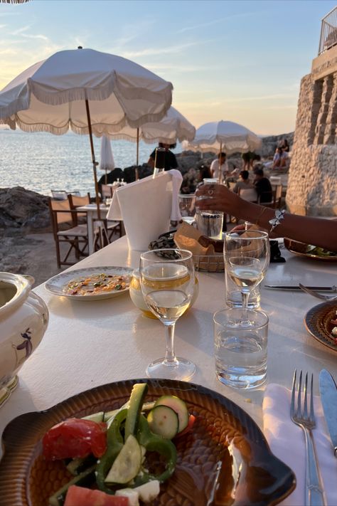 marseille restaurant, south of france aesthetic, tuba club, sunset, summer dinner ideas, marseille tuba club hotel South Of France Aesthetic, Summer Dinner Ideas, City Party, Mediterranean Aesthetic, Italy Vibes, French Summer, France Aesthetic, Nice France, Europe Summer