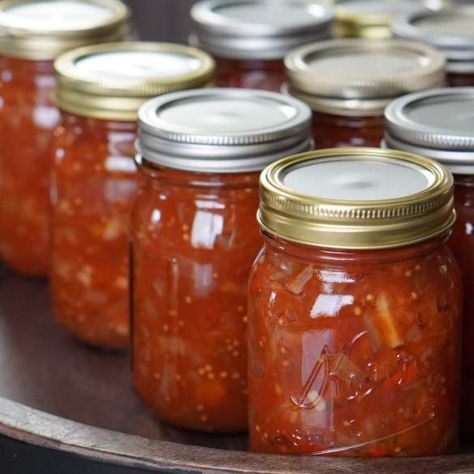 Sweet Tomato Relish Recipe, Hamburger Relish Recipe, Chow Chow Canning Recipe, Chow Chow Recipe, Bubble Bread, Pepper Relish, Canning Vegetables, Tomato Relish, Relish Recipes