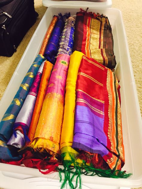 Great way to store all my Indian Sarees! Under the bed 41 qt containers are just the perfect size! Saree Organization Ideas, Saree Storage Ideas, Indian Wardrobe Organisation, Saree Organization In Closet, Indian Closet Organization, Cupboard Organization Clothes, Kate Spade Planner Organization, Small Fridge Organization, Wire Closet Organizers