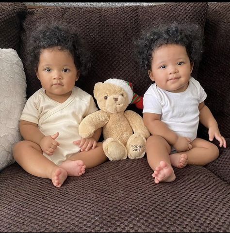 Mommy Vibes Aesthetic, Mixed Twins Boy And Girl, Triplets Babies Newborns, Mixed Twins, Black Twin Babies, Twin Baby Photos, Mix Baby Girl, Beautiful Black Babies, Baby Momma