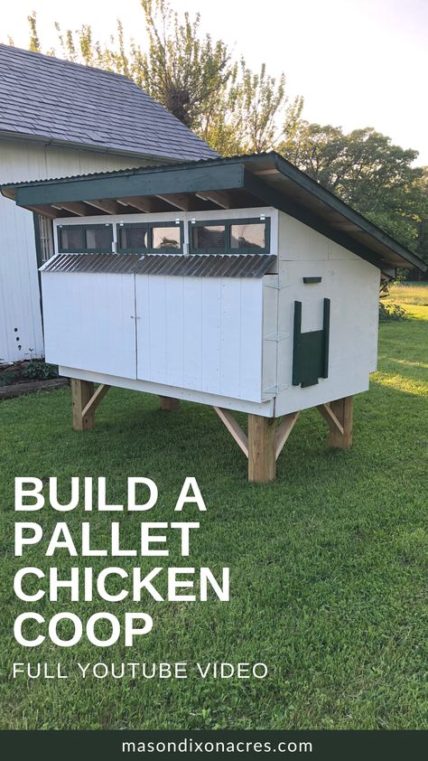 Pallet Projects Chicken Coop, Pallets Chicken Coop, Diy Chicken Coop Ideas Easy Cheap Pallets, Recycled Chicken Coop Ideas, Chicken Coop Using Pallets, Chicken Coop Out Of Pallets, Repurposed Chicken Coop Upcycling, Pallet Chicken Coop Diy Easy, Pallet Wood Chicken Coop Diy