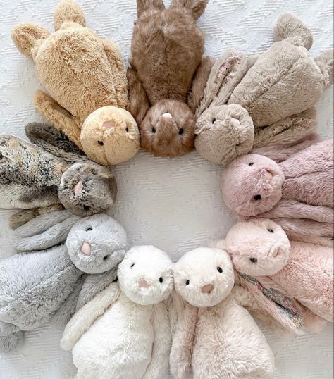 Jelly Cat Bunny Cake, Toca Boca Hair Salon, Jellycat Bunny, Jelly Cat, Jellycat Stuffed Animals, Cute Squishies, Birthday Wishlist, Cute Stuffed Animals, Bunny Plush