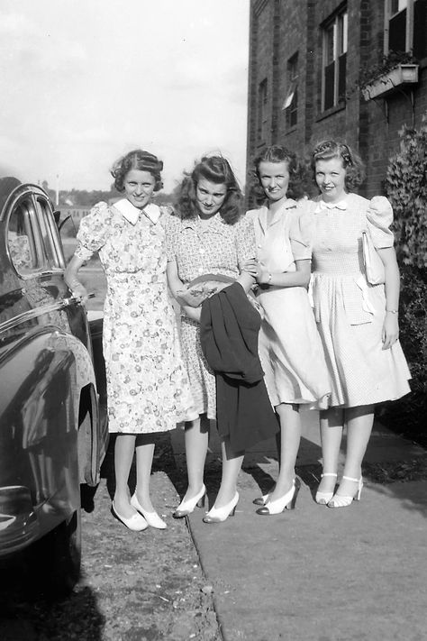 The Most Popular Fashion Trends Through the Decades | Jean Top Outfits, Jeans Outfit For Work, 1940s Women, 1940s Woman, Sheer Slip Dress, Jeans Outfit Fall, Iconic Looks, Jeans Outfit Casual, 40s Fashion