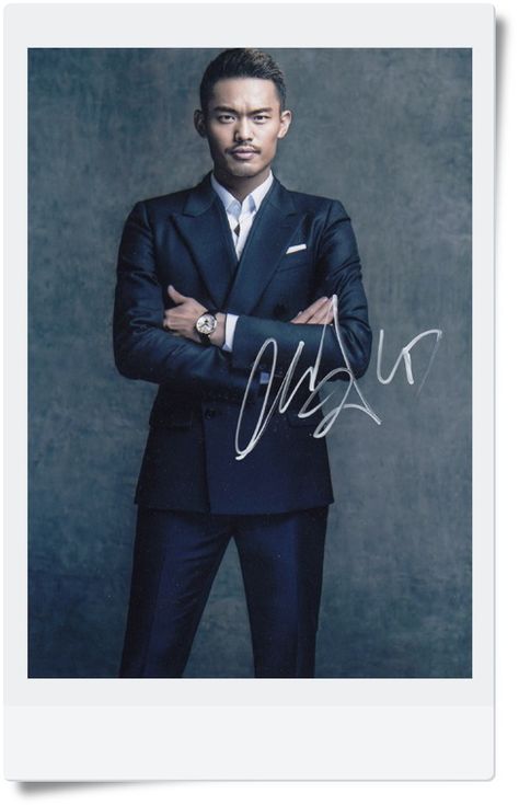 signed Lin Dan autographed photo sports star 7 inches free shipping 092017 Lin Dan, Sports Graphics, Sports Stars, Simple Trendy Outfits, Festival Party, Badminton, Autograph, Trendy Outfits, Bts