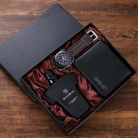 Luxury Birthday Gifts, Birthday Presents For Men, Luxury Gifts For Men, Gift Box For Men, Birthday Gifts For Boyfriend Diy, Diy Birthday Gifts For Friends, Luxury Christmas Gifts, Cute Couple Gifts, Creative Gifts For Boyfriend