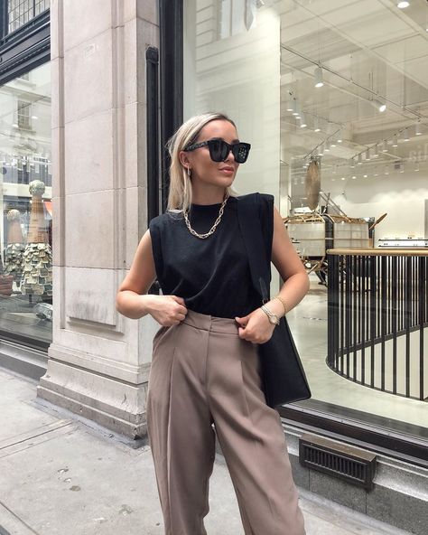 Elegantes Business Outfit, Summer City Outfits, Elegantes Outfit Damen, Cute Professional Outfits, Rok Outfit, Interview Outfits Women, Chic Work Outfits Women, Elegant Work Outfits, Work Outfits Women Office