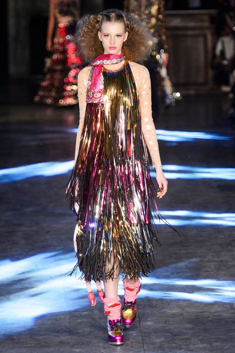 Manish Arora SPRING 2016 RTW Tinsel Dress, Bachelor's Party, New Year’s Eve Outfit, Debut Ideas, Grey Evening Dresses, Extreme Fashion, Manish Arora, Textile Inspiration, Disco Fever