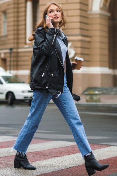 How to Style Black Cowboy Boots: Simple Guides for 60+ Chic Outfit Ideas - From The Guest Room Style Black Cowboy Boots, Cowboy Boots And Jeans, Bold Outfits, Ankle Cowboy Boots, Boots And Jeans, Classic Cowboy, Black Cowboy Boots, Jeans Street Style, White Distressed Jeans