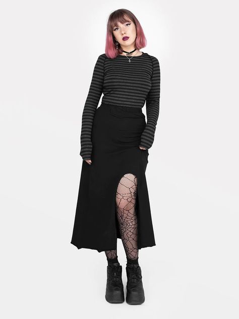 Baby longsleeve top covered in black and gray stripes. A staple piece if you're into grunge aesthetic! Black Longsleeves Outfit, Black Skirt Outfit Aesthetic, Striped Skirt Outfit, Longsleeves Outfit, Skirt Outfits Aesthetic, Black Skirt Outfits, Aesthetic Fairy, Hot Outside, Gray Stripes