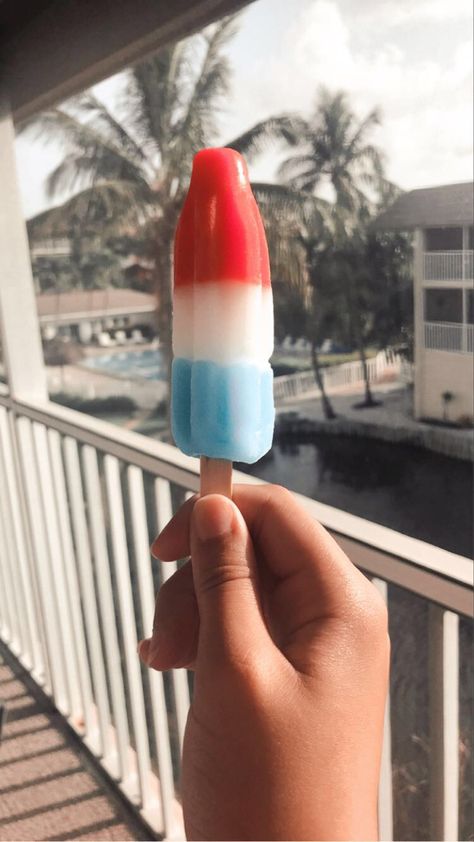 Popsicle Reference, Cute Popsicle, Cream Aesthetic, Summer Mood, Painting Inspo, Photo Reference, Popsicles, Summer Season, Summer Aesthetic