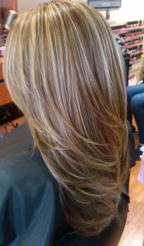 Peinados recogidos Más · Blonde Caramel HighlightsHair ... Noriko Wigs, Funky Hair, Hair Highlights And Lowlights, Light Blonde Highlights, Medium Brown Hair, Brown Hair With Blonde Highlights, Highlights And Lowlights, Hair Balayage, Blonde Hair With Highlights