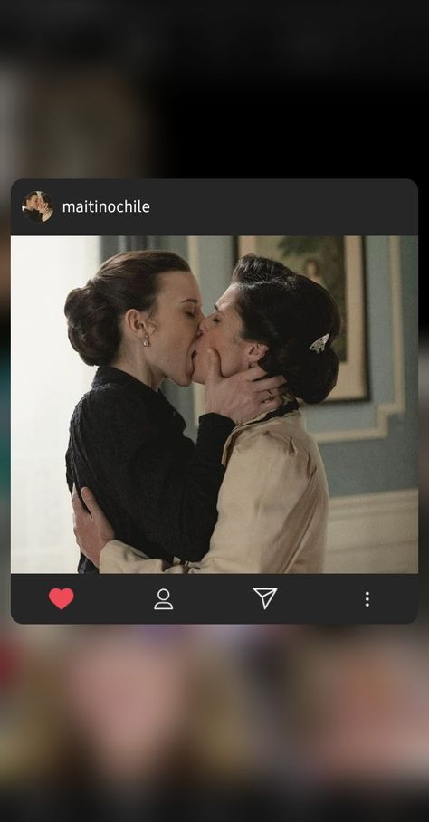 Sudden Kiss Reference, French Kiss Reference, Kiss Reference, Raquel Cassidy, Vintage Lesbian, Kissing Lips, Gal Pal, Friend Poses, Curvy Girl Outfits