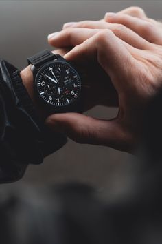 Boys Picture, Watch Photography, Iwc Schaffhausen, Stop Watch, Iwc Pilot, Perfume Photography, Watches Collection, Ready Set Go, Largest Waterfall