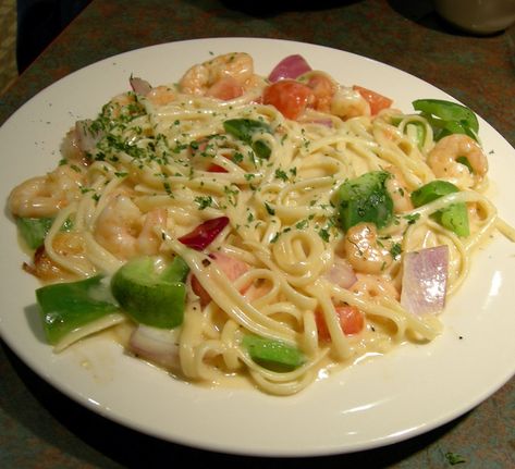 O'Charley's Cajun Shrimp Pasta Recipe - O’Charley's Recipes O'charleys Cajun Chicken Pasta, Blue Cheese Wedge Salad, Chicken Tender Salad, Alfredo Fettuccine, Cajun Pasta Recipes, Chicken Alfredo Fettuccine Recipe, Fettuccine Recipe, Cajun Chicken Pasta Recipes, Cooking Prime Rib