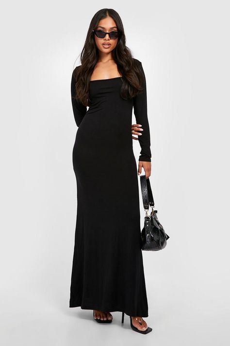 Elevate your casual style with dresses that effortlessly blend comfort and fashion. Step out with confidence in looks that are both trendy and relaxed. #CasualStyle #FashionComfort #EffortlessChic Black Maxi Dress With Sleeves, Black Long Sleeve Dresses, Long Sleeve Maxi Dress Outfit, Black Full Sleeve Dress, Beach Outfit Style, Black Maxi Dress Outfit, Modest Black Dress, Long Sleeve Black Maxi Dress, Long Sleeve Long Dress